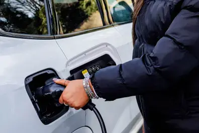 How Much Does It Cost to Charge an Electric Car at Home?