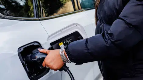 How Much Does It Cost to Charge an Electric Car at Home?